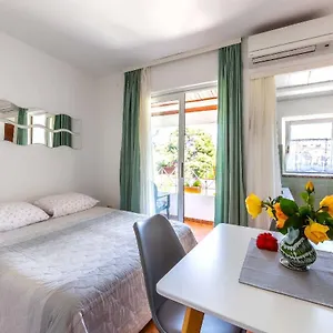 https://apartments-radan.in-istria.net
