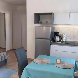https://house-porec.in-istria.net