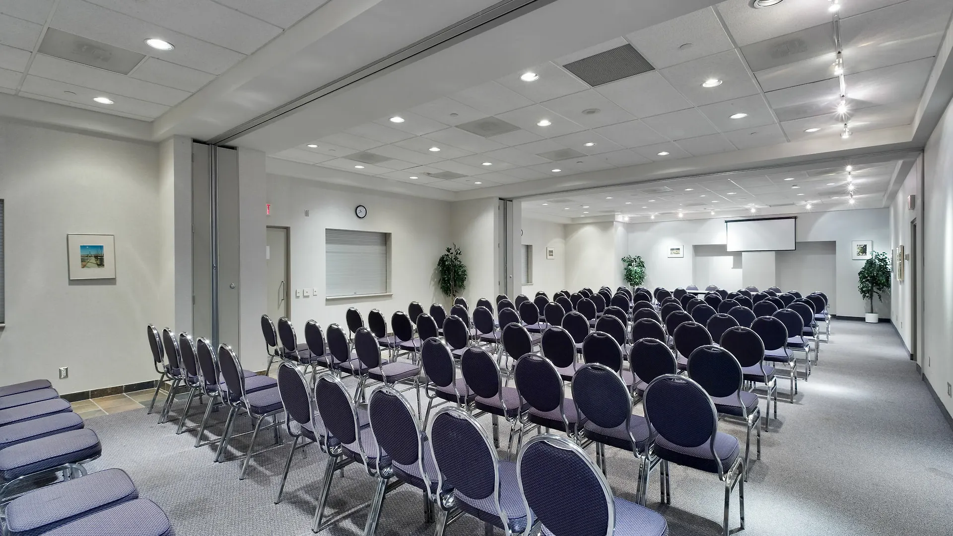 Residence & Conference Centre - Toronto Canada
